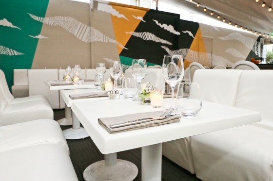 61-restaurant-croisette-deco-artistes