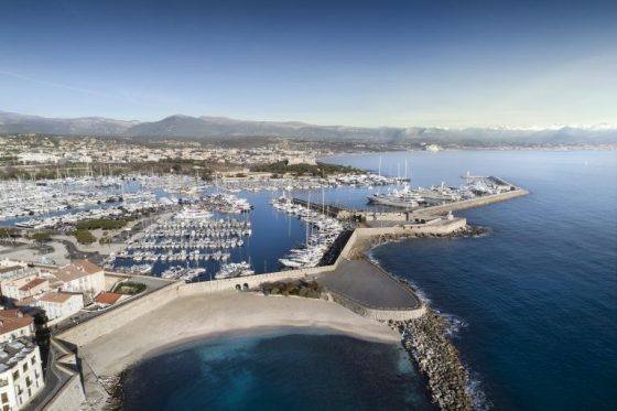 Port-Vauban-antibes-cote-dazur-france-sortie-events